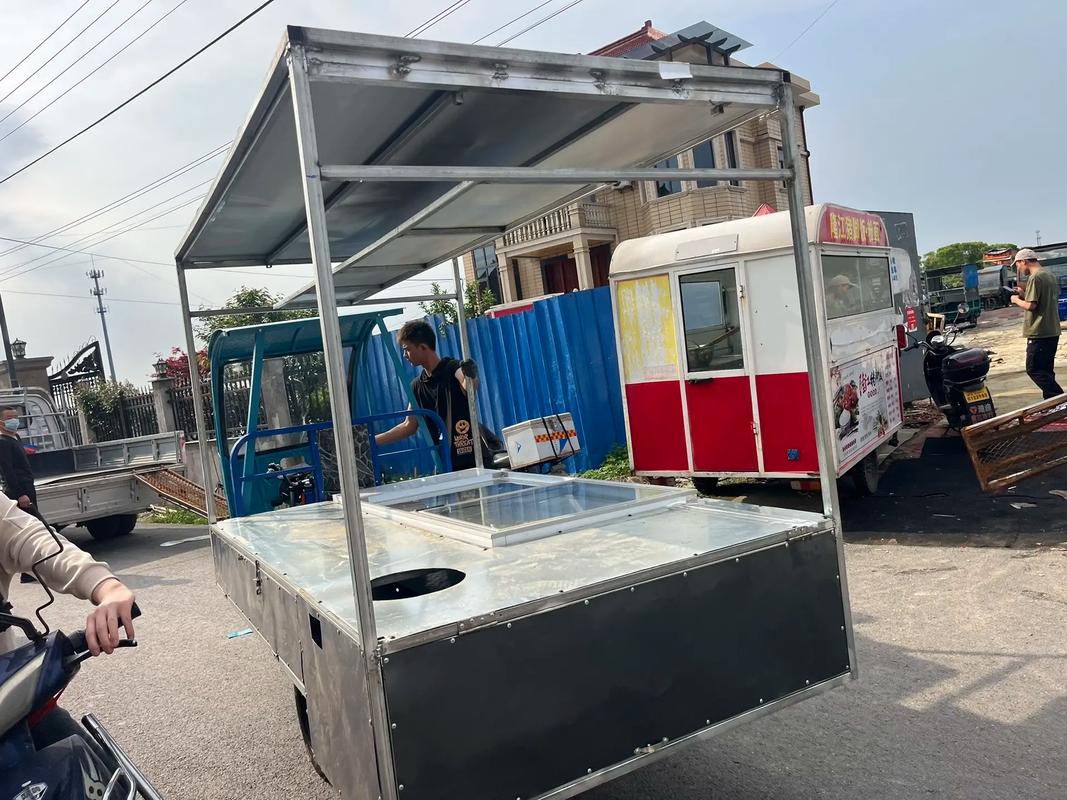 杭州电动三轮车改装定制工厂店 打造专属电动餐车与小吃车